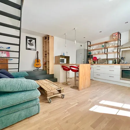 Apartment Sur Le Port - Duplex Cosy & Moderne Face Au Port - Wifi Gratuite - Parfaitement Equipe