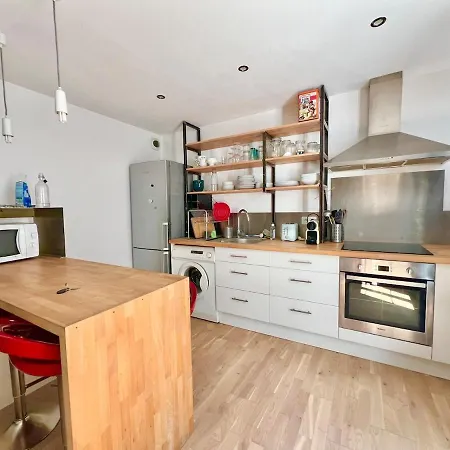 Sur Le Port - Duplex Cosy & Moderne Face Au Port - Wifi Gratuite - Parfaitement Equipe * La Rochelle (Charente-Maritime)